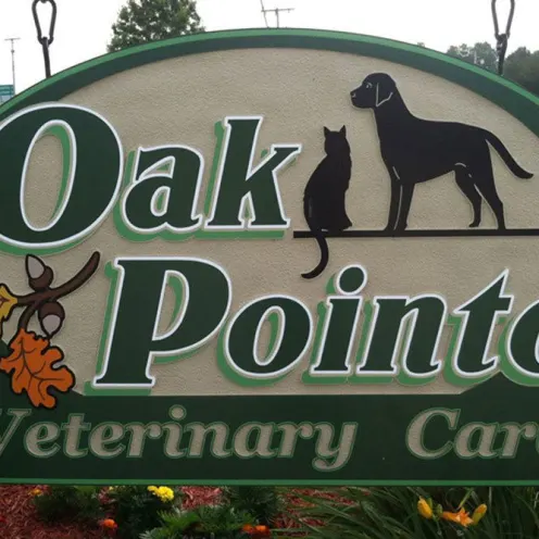 Oak Pointe Veterinary Care Exterior Sign